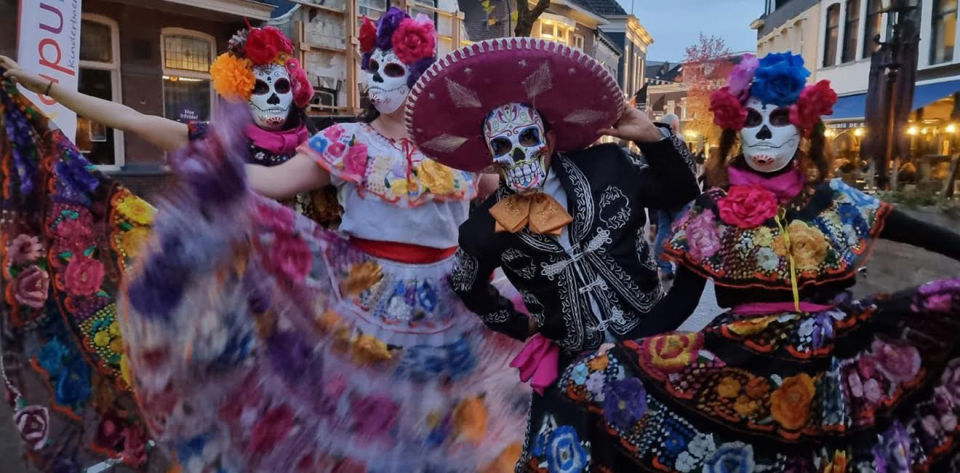 Día de los Muertos themafeest - Día de los Muertos danseressen